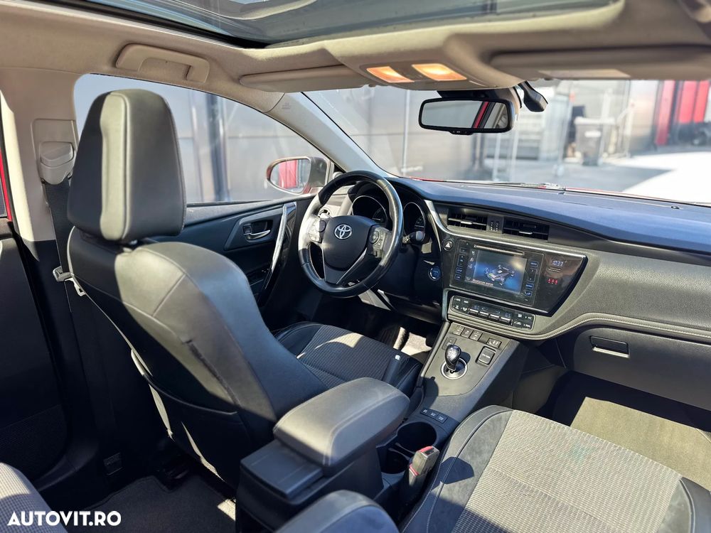 Toyota Auris 1.8 L VVT-i Sol+ - 13