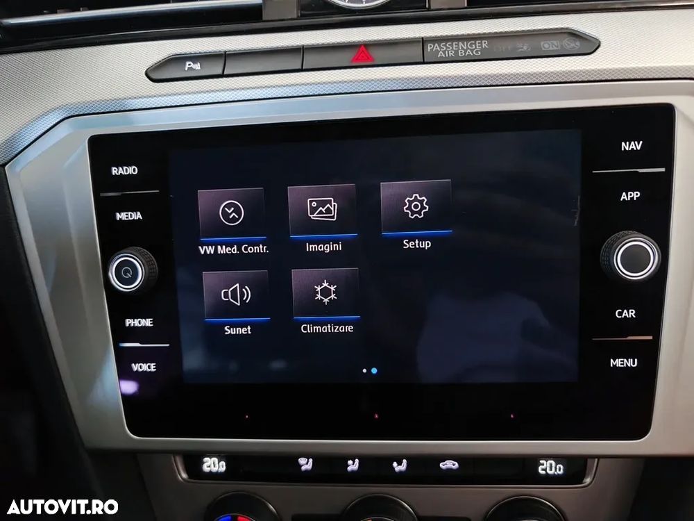 Volkswagen Passat 1.6 TDI SCR DSG Comfortline - 21