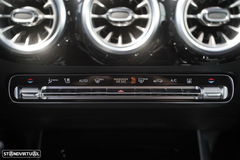 Mercedes-Benz EQA 250+ AMG Line - 27