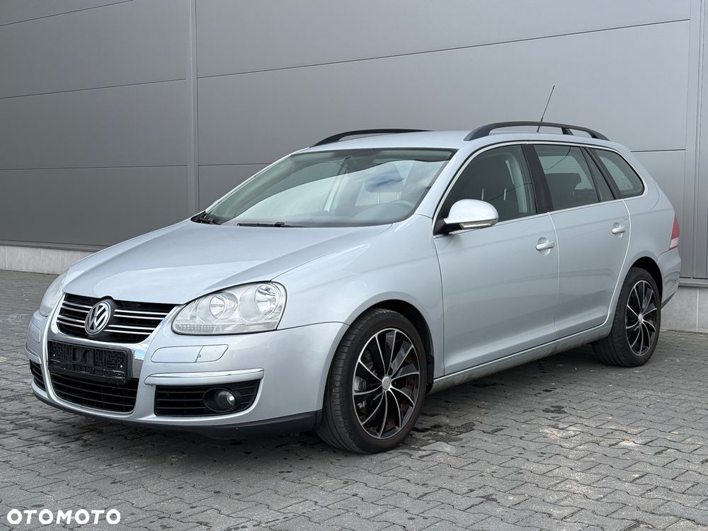 Volkswagen Golf - 4