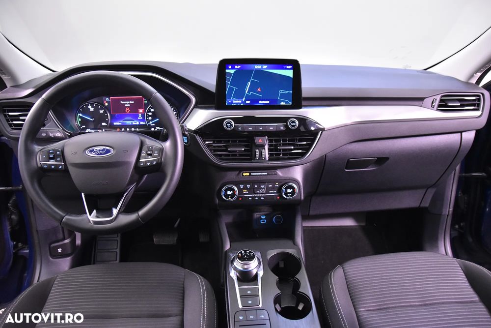 Ford Kuga - 9