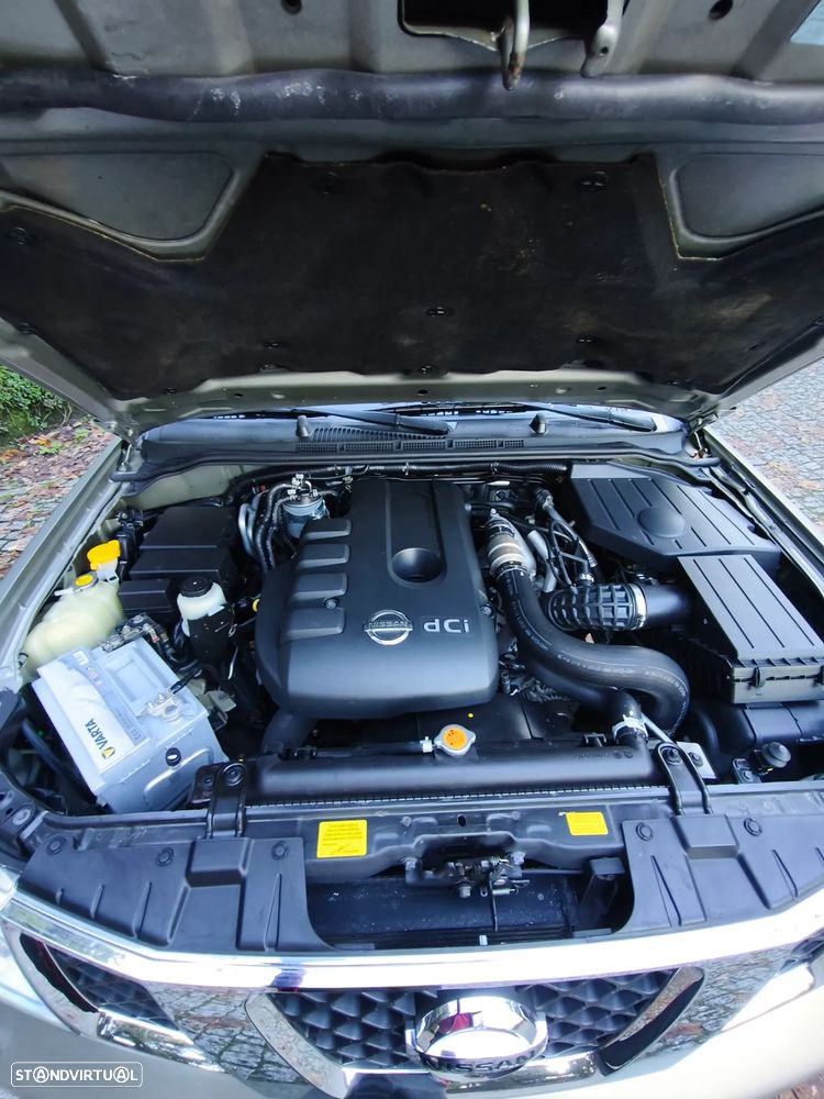 Nissan Pathfinder 2.5 dCi SE Comfort IT+Bose Auto. - 13