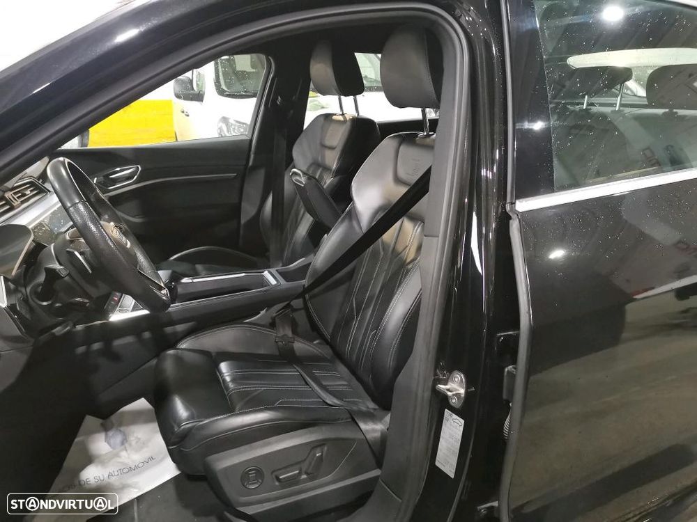 Audi e-tron 55 quattro S line - 5