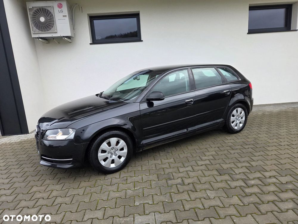 Audi A3 Sportback - 15