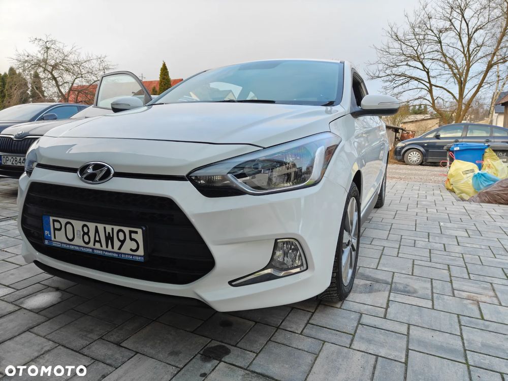 Hyundai i20 1.4 Premium - 5