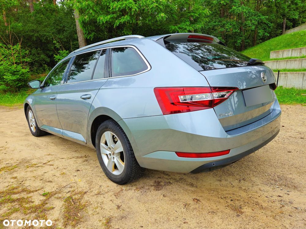 Skoda Superb 2.0 TDI Active - 6