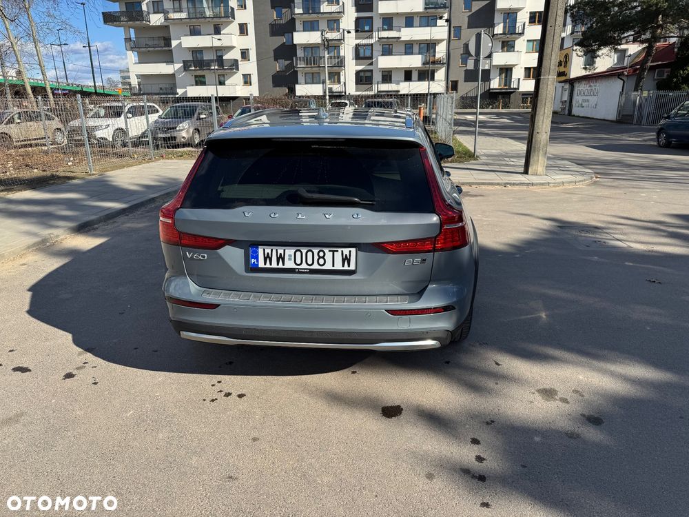 Volvo V60 Cross Country B5 B AWD Plus - 6