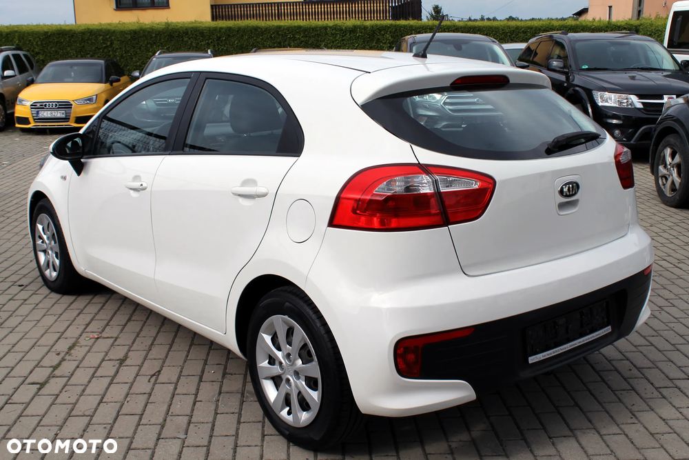 Kia Rio 1.2 ISG Dream Team Edition - 5