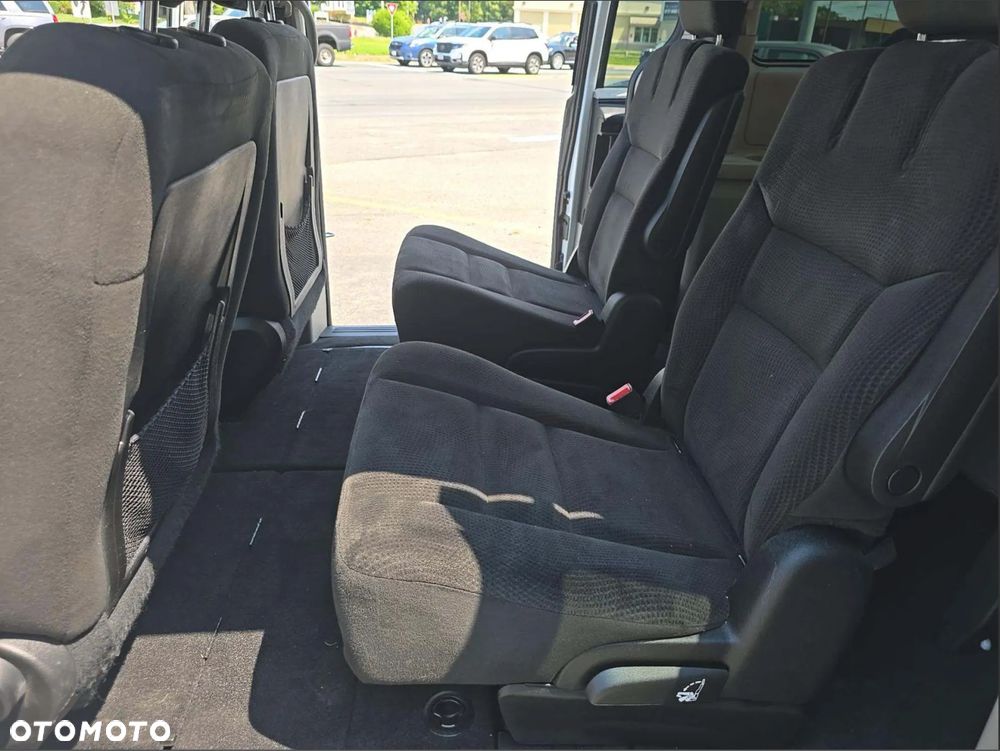 Dodge Grand Caravan 3.6 R/T - 12