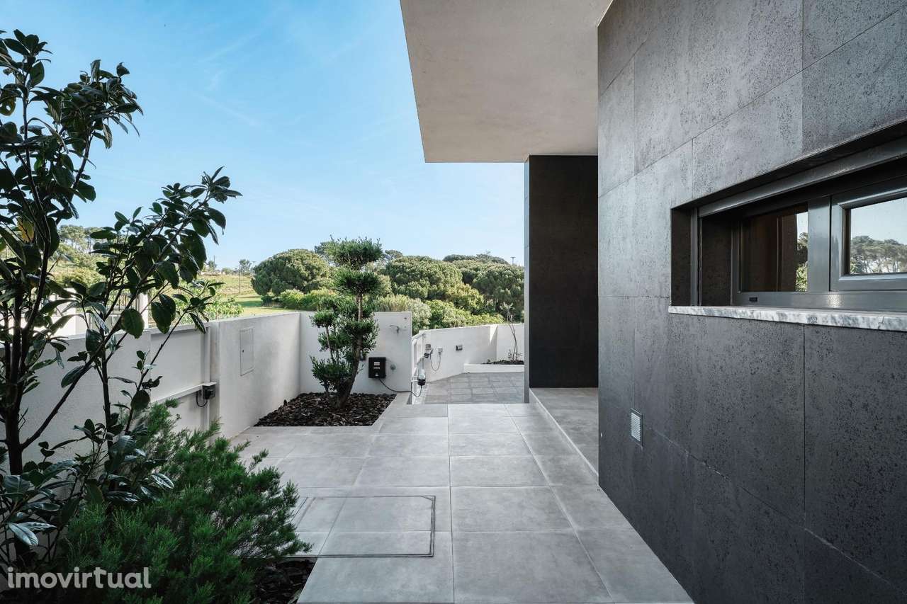 Moradia T4 com Acabamentos Premium — Fanqueiro, Loures - Grande imagem: 5/50