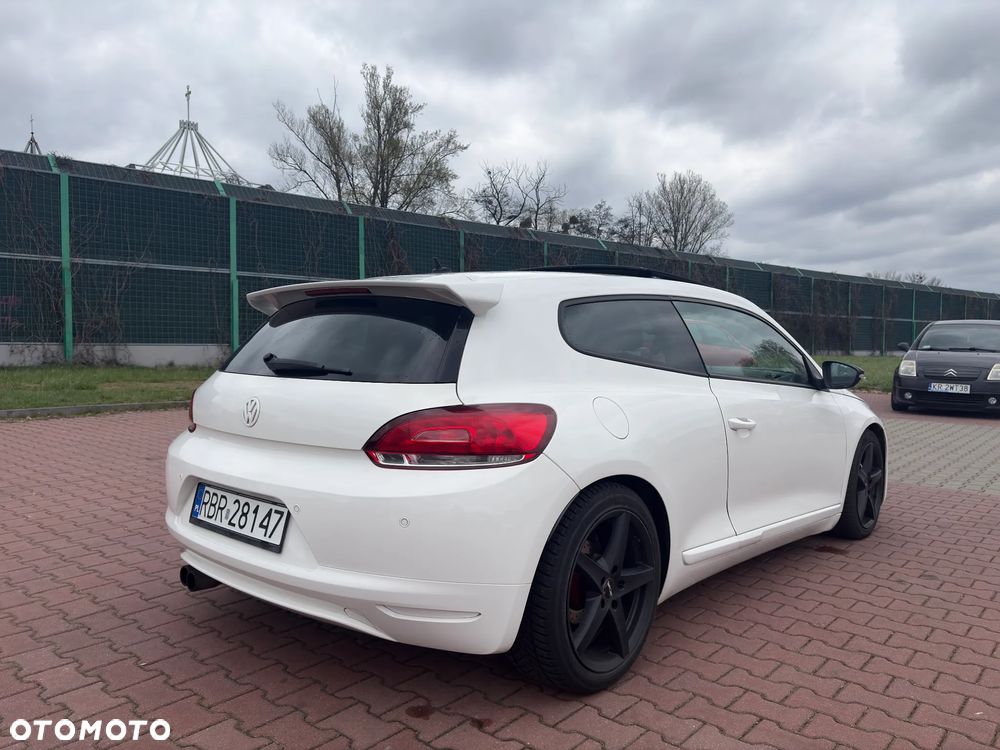 Volkswagen Scirocco - 2