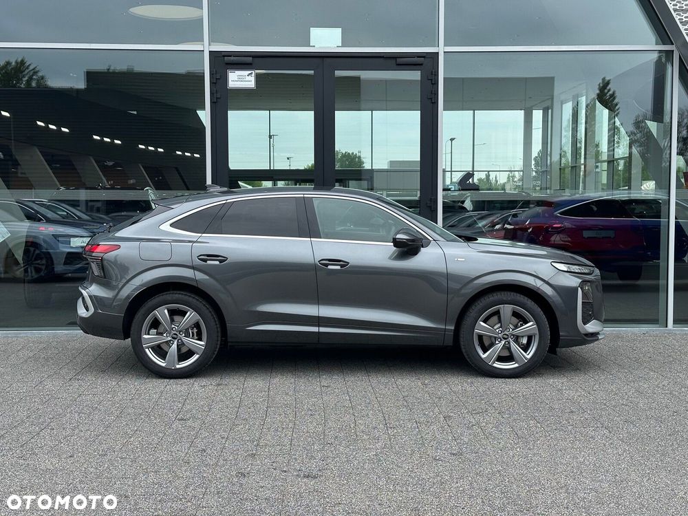 Audi Q3 Sportback - 5
