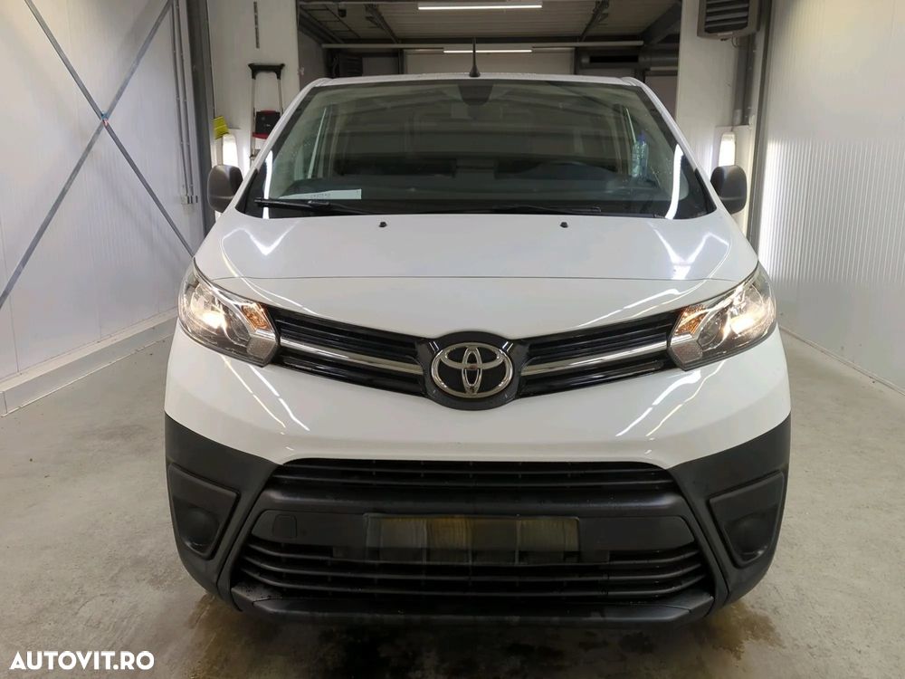 Toyota proace - 1