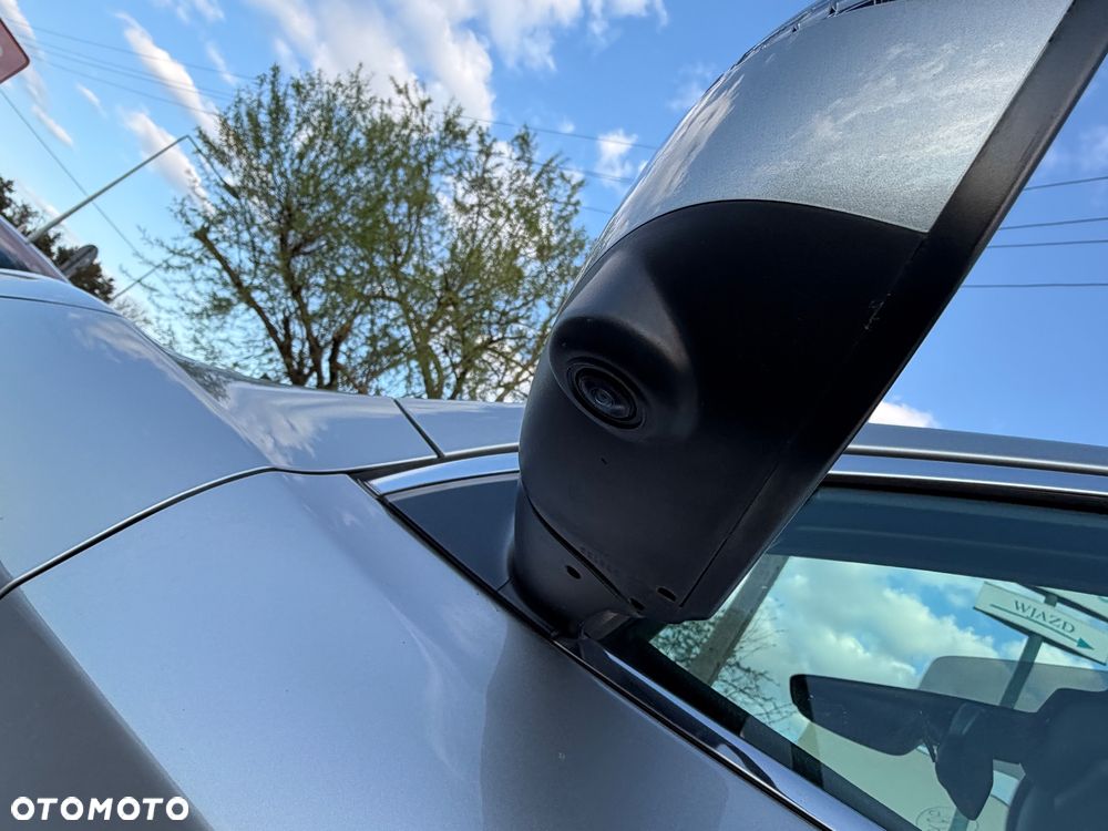Nissan Qashqai 1.5 dCi N-Connecta - 9