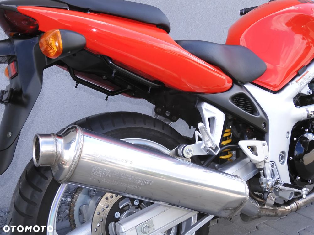 Suzuki SV - 9