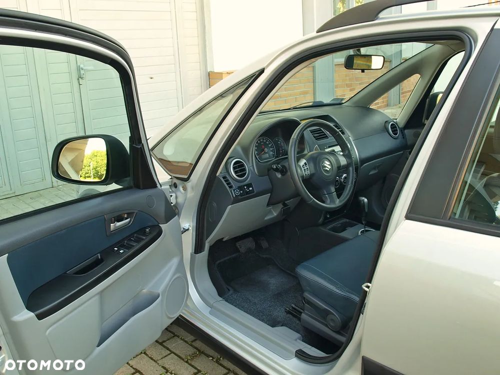 Suzuki SX4 1.6 GS / Premium - 14