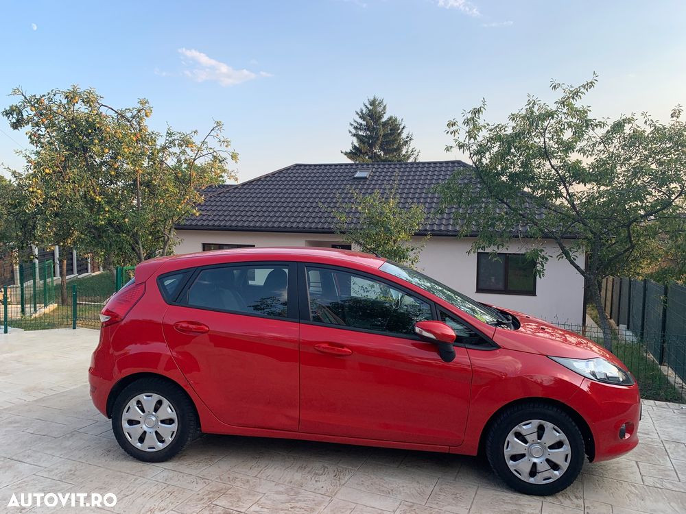 Ford Fiesta 1.4 TDCI Ambiente - 20