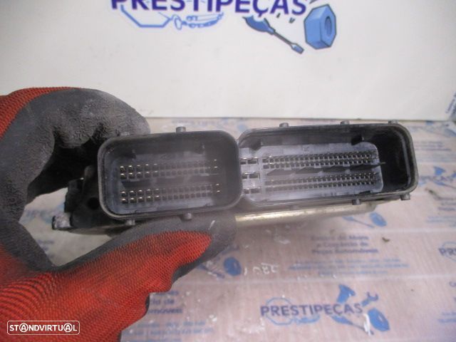 Centralina 55563967 0281013515 SAAB 93 2 SPORT HATCH FASE 1 2006 1.9TID 150CV 5P AZUL BOSCH - 4