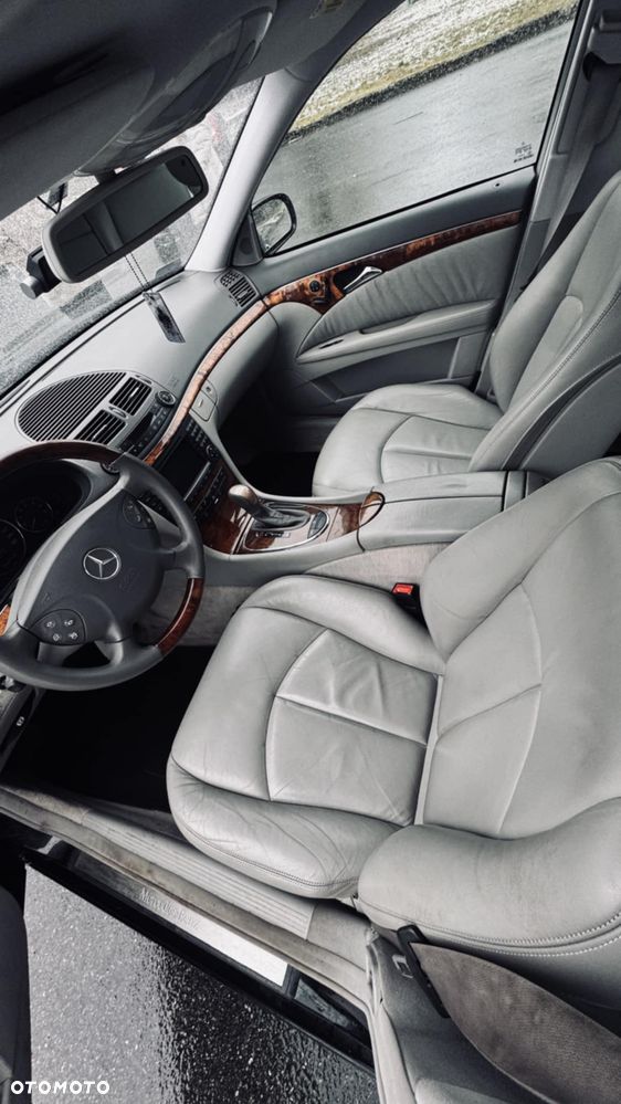 Mercedes-Benz Klasa E 500 4Matic Automatik Elegance - 6