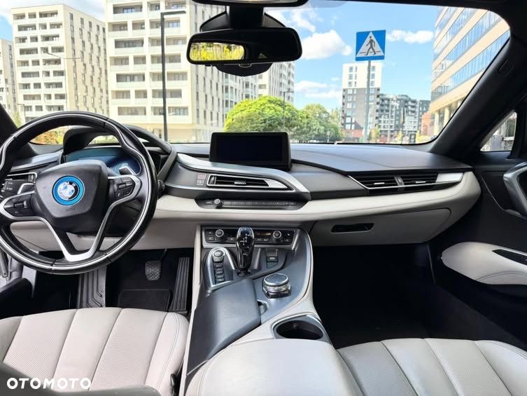 BMW i8 - 12