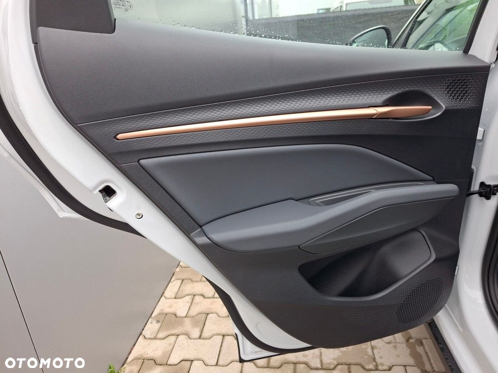 Cupra Raval - 16