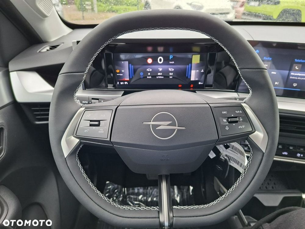 Opel Frontera - 17