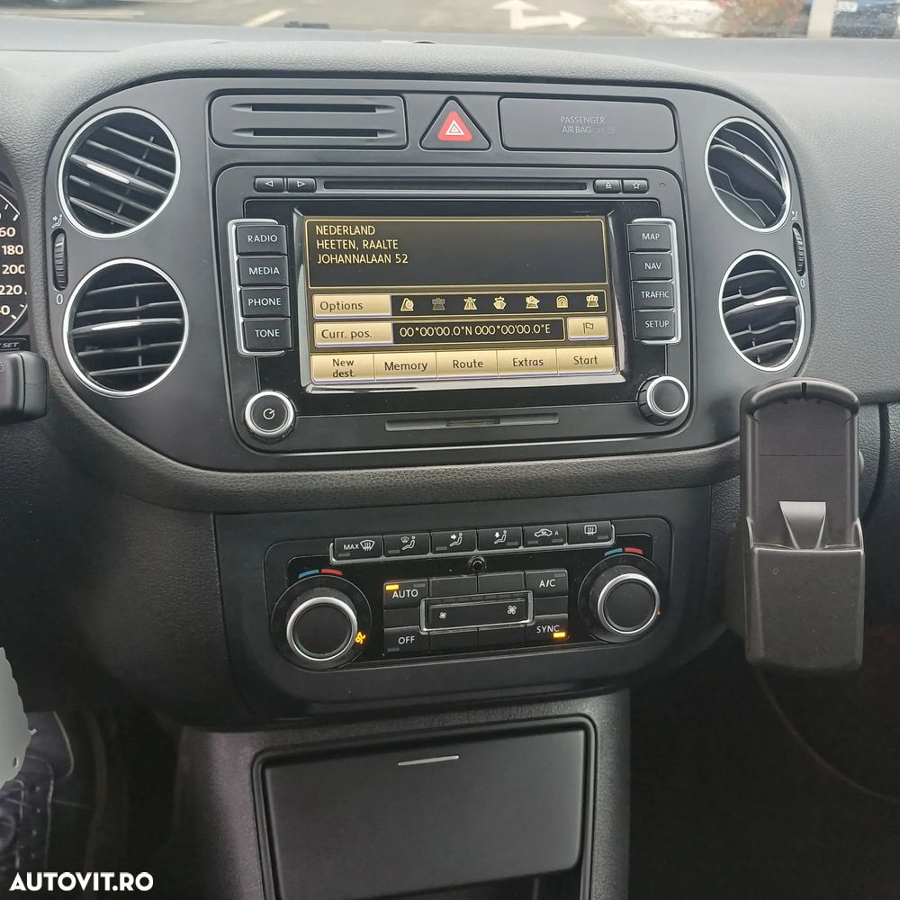 Volkswagen Golf Plus 1.6 TDI DPF BMT Highline - 10