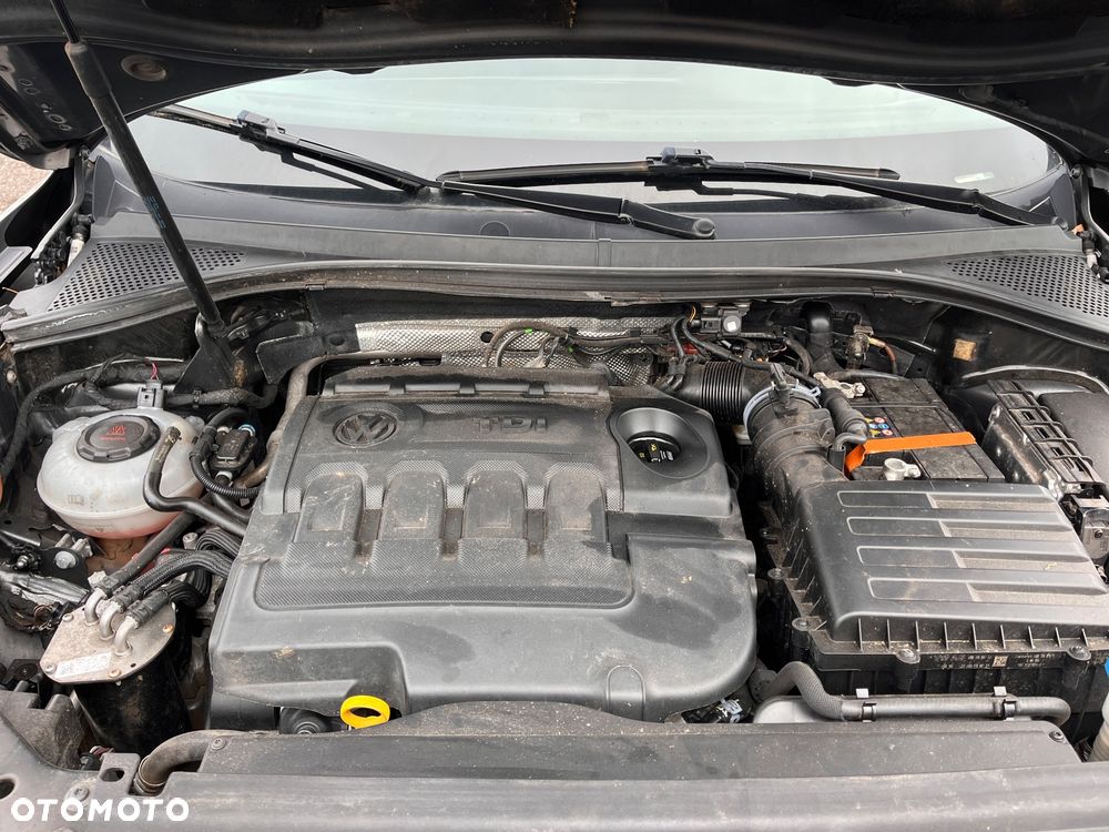 Volkswagen Tiguan - 8