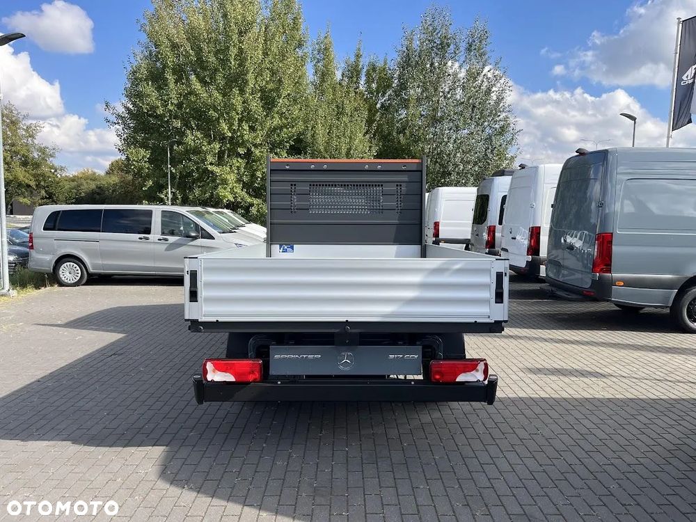 Mercedes-Benz Sprinter - 6