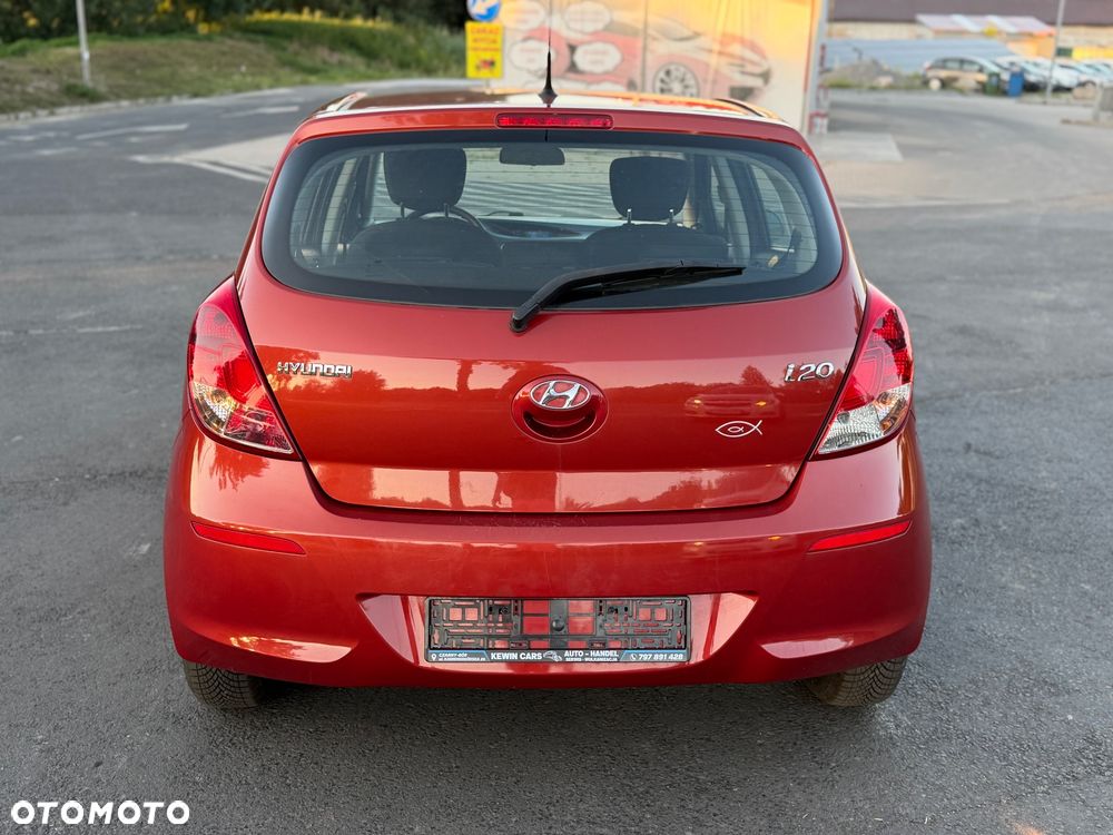 Hyundai i20 1.25 Comfort - 12