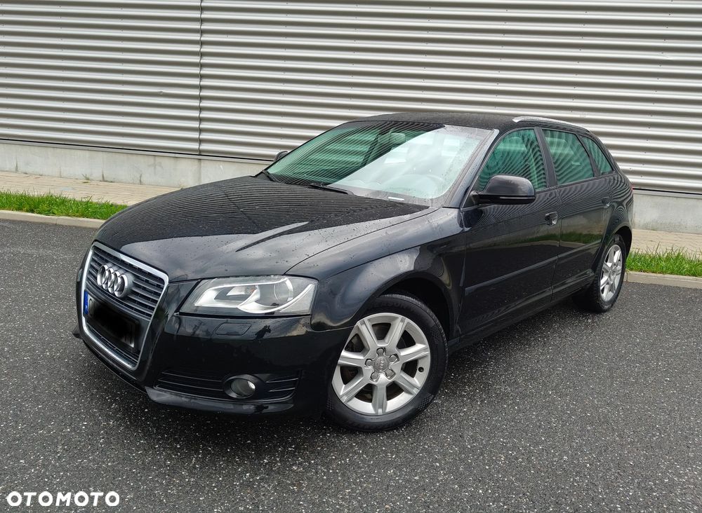 Audi A3 Sportback - 2