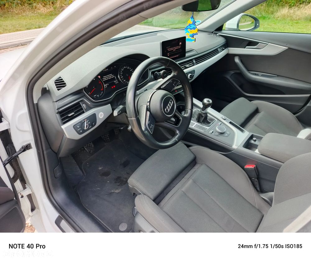 Audi A4 Avant 2.0 TDI ultra sport - 19