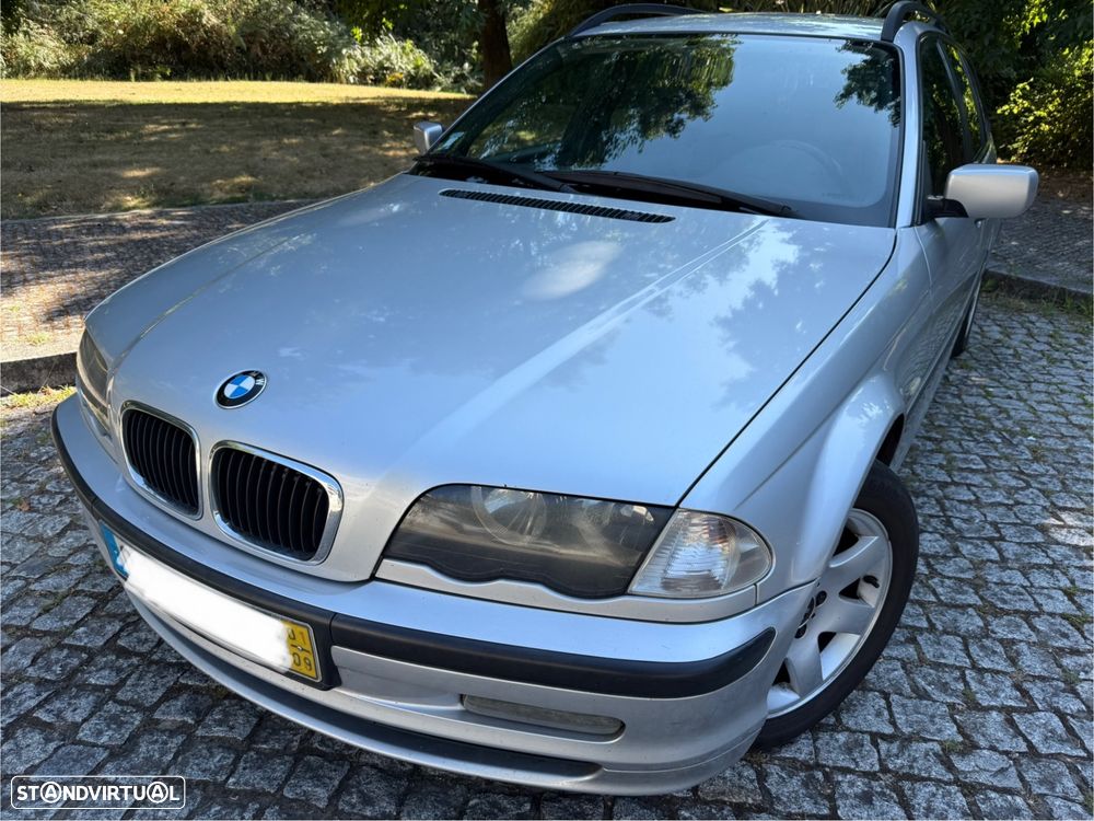 BMW 320 d Touring - 10
