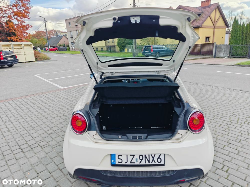 Alfa Romeo Mito 1.4 MultiAir Distinctive - 18