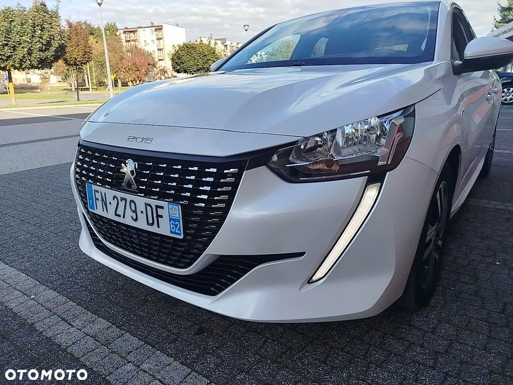 Peugeot 208 TURBO 100 Allure - 29