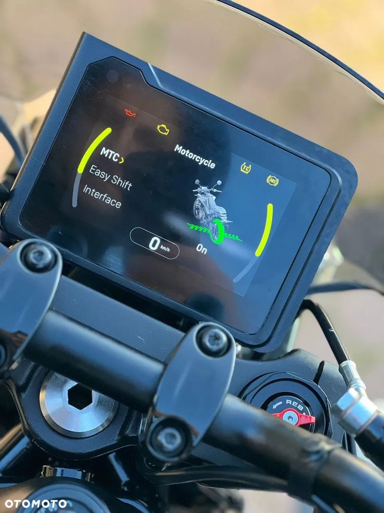 Husqvarna Svartpilen - 15