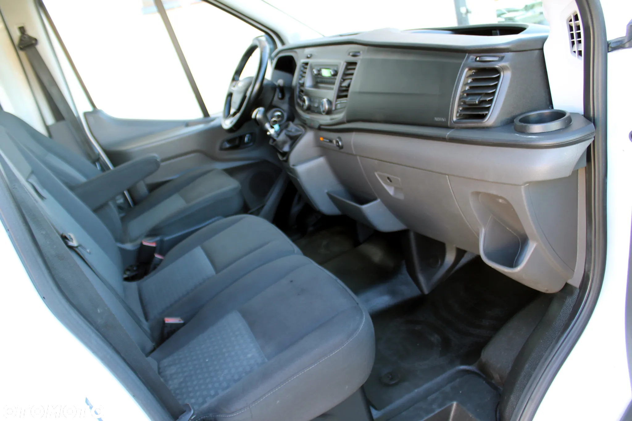 Ford L2H2  6 MIEJSCOWA BRYGADÓWKA 2 LITRY DISEL - 10