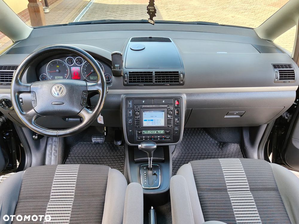 Volkswagen Sharan - 17