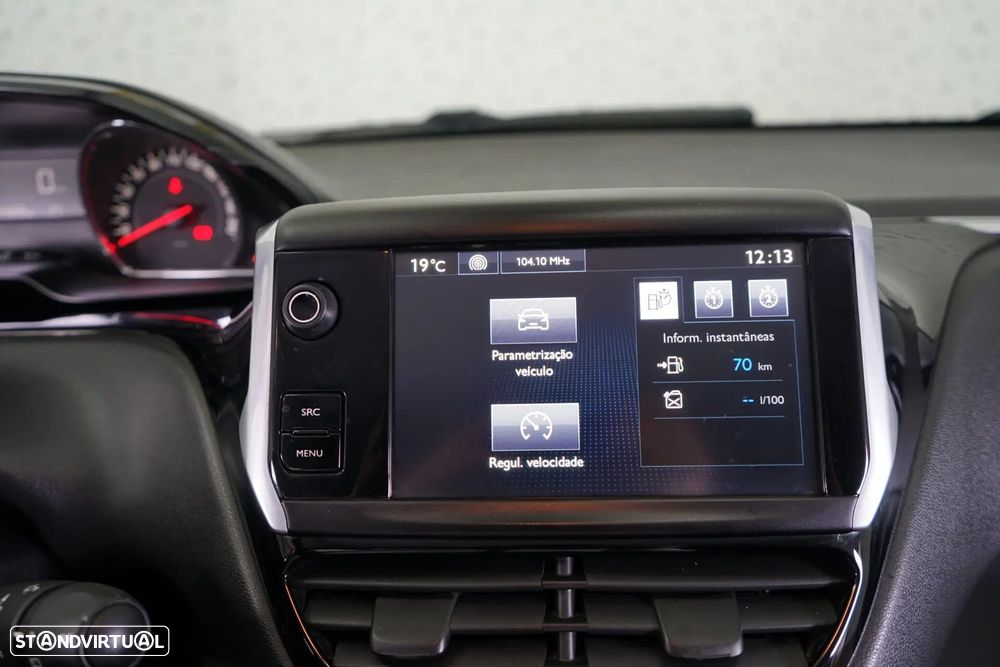 Peugeot 208 1.2 PureTech Style - 32