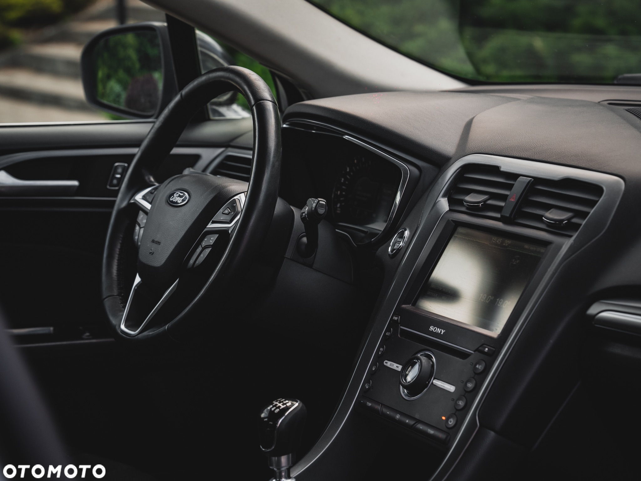 Ford Mondeo 2.0 TDCi Titanium - 23