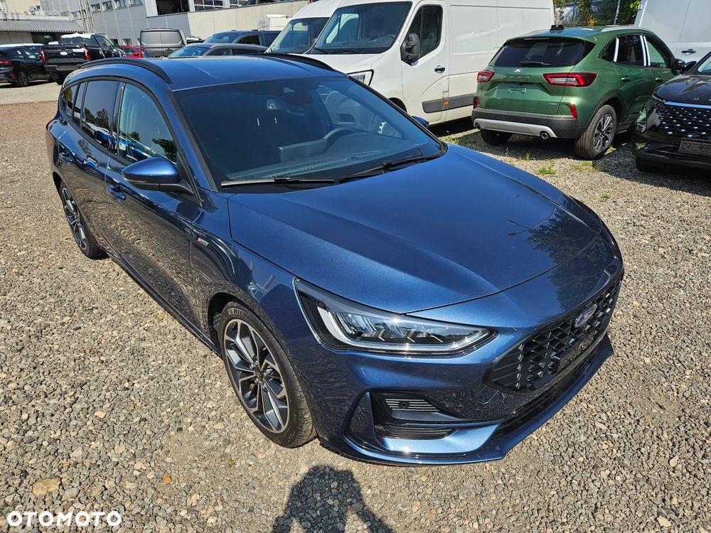 Ford Focus 1.0 EcoBoost mHEV ST-Line X - 4