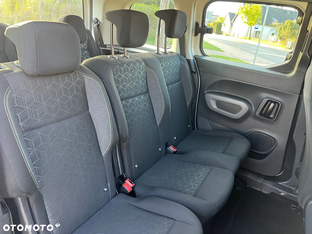 Peugeot Rifter - 16