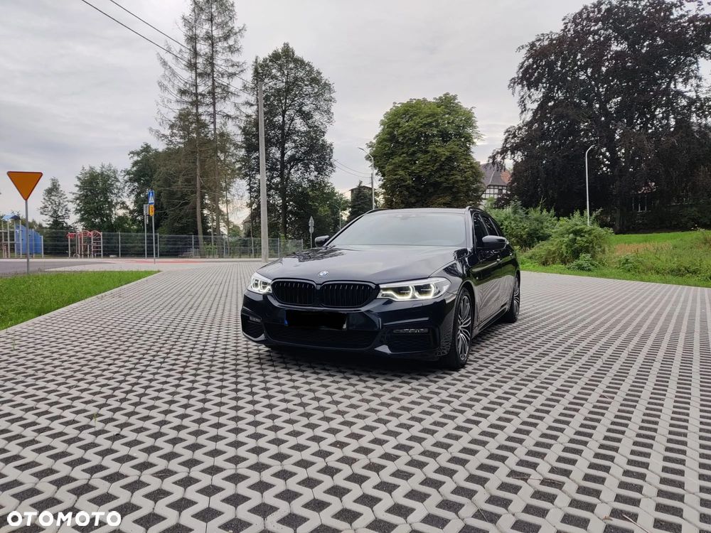 BMW Seria 5 520d Touring M Sport Edition - 6