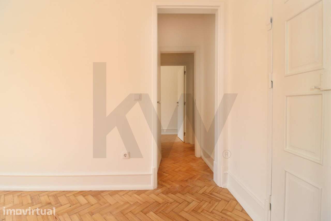 Apartamento totalmente renovado T4 +1 no Areeiro para arrendar - Grande imagem: 5/60