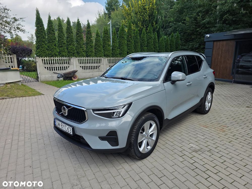 Volvo XC 40 B3 Plus Dark - 1