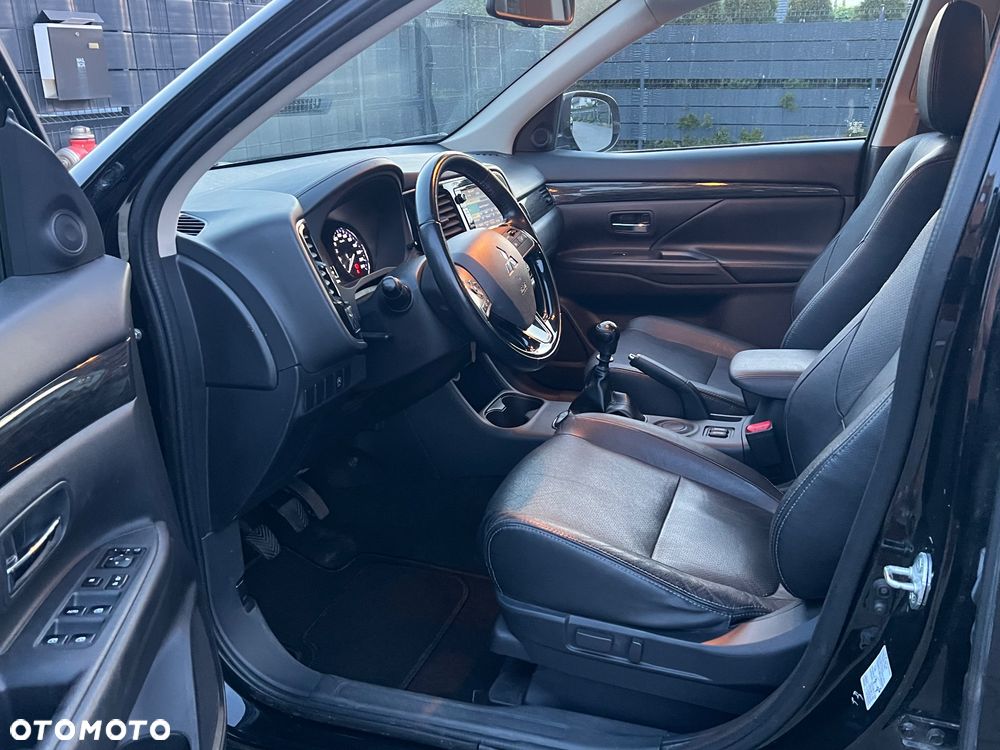 Mitsubishi Outlander 2.2 DI-D 2WD Invite - 21