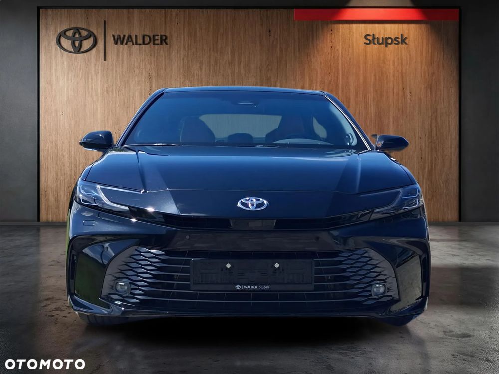 Toyota Camry - 8