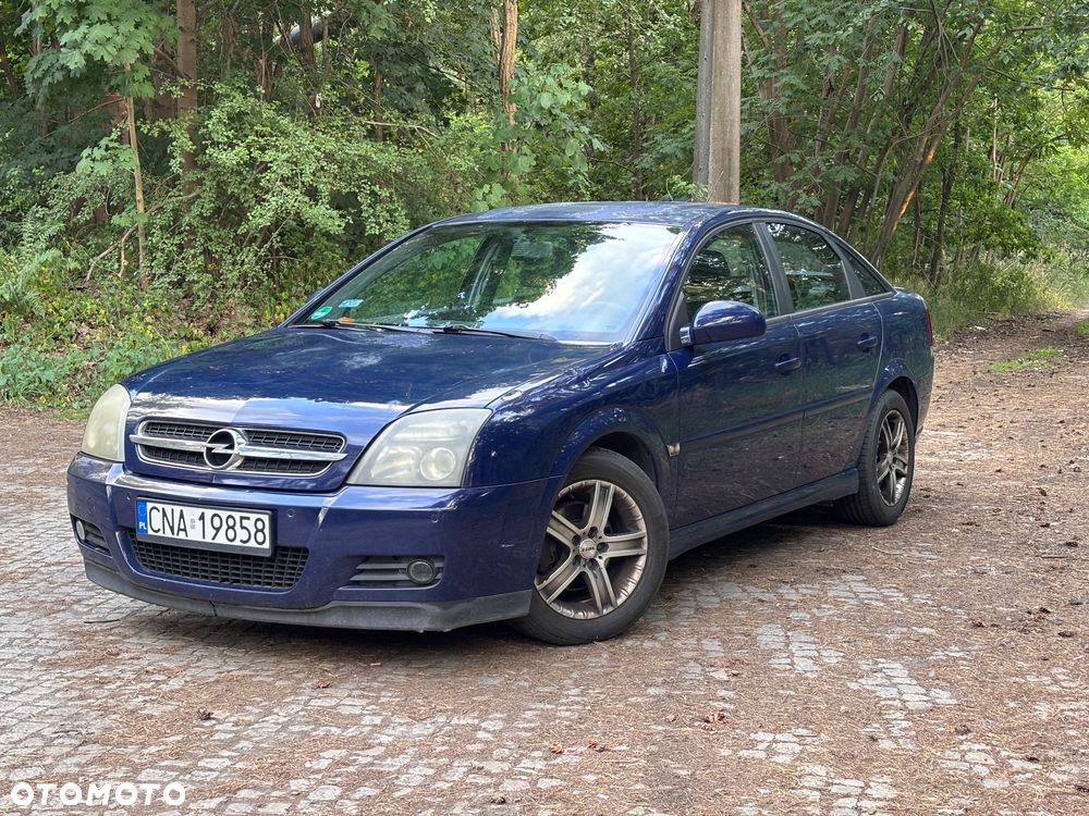 Opel Vectra 2.2 - 1