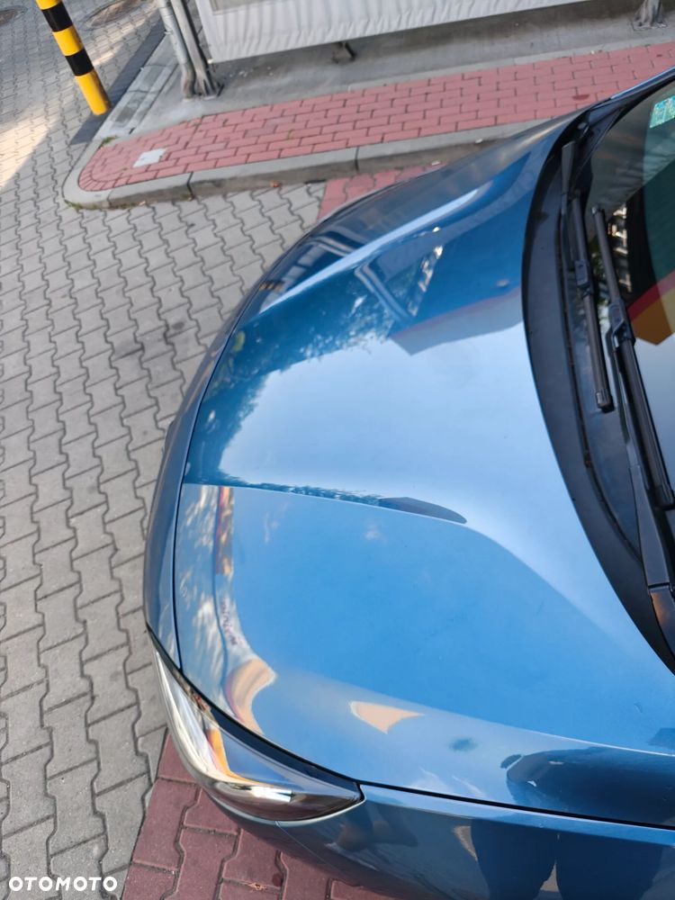 Opel Astra 1.6 T Dynamic S&S - 21