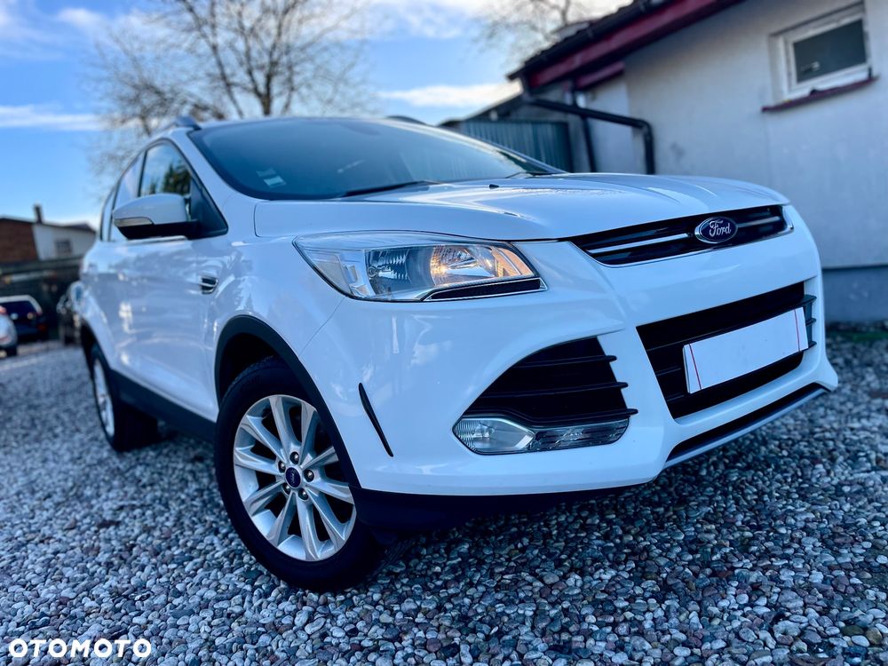 Ford Kuga 2.0 TDCi 2x4 Titanium - 3